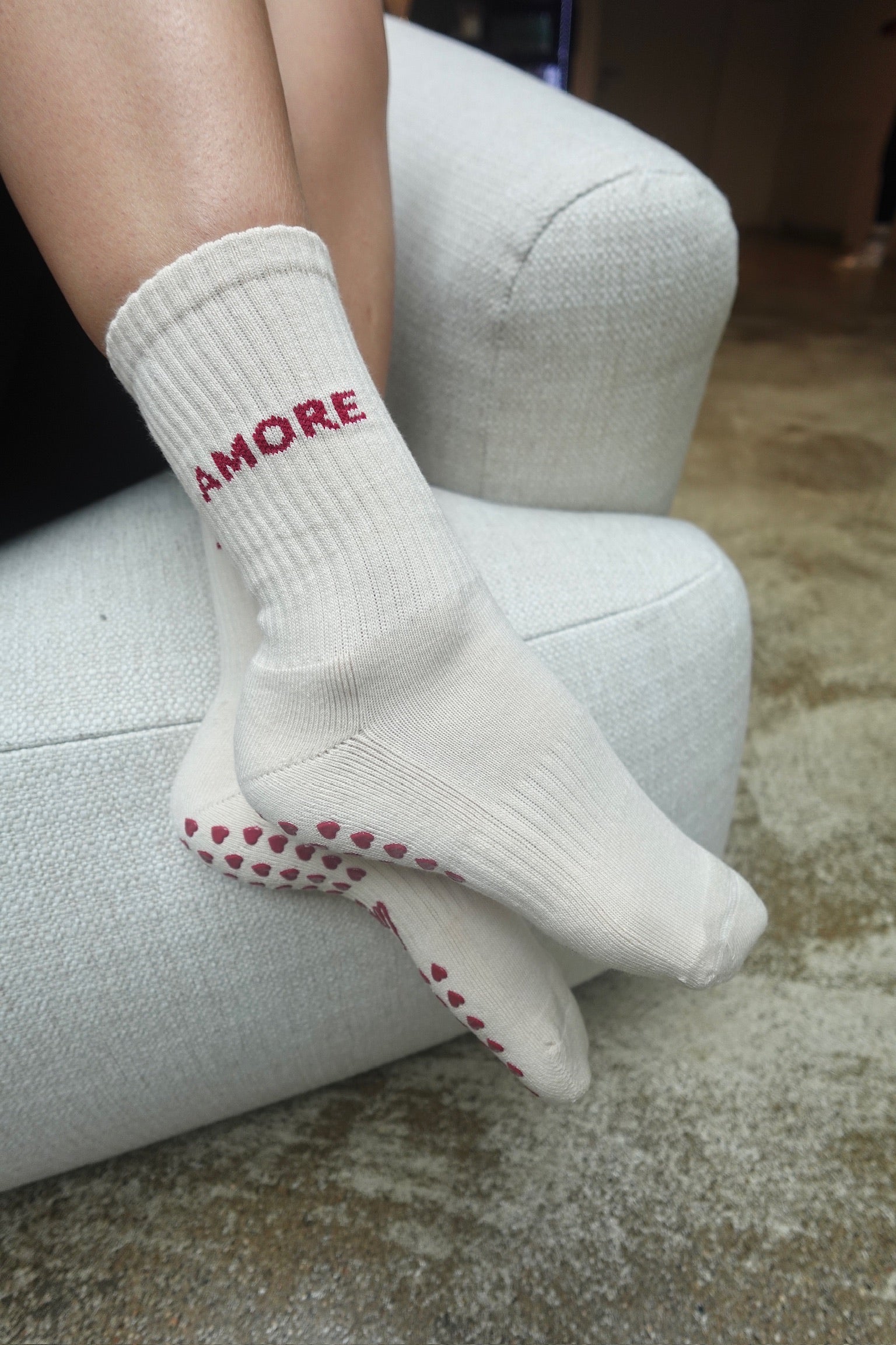 Amore – white Pilates grip socks with heart grips
